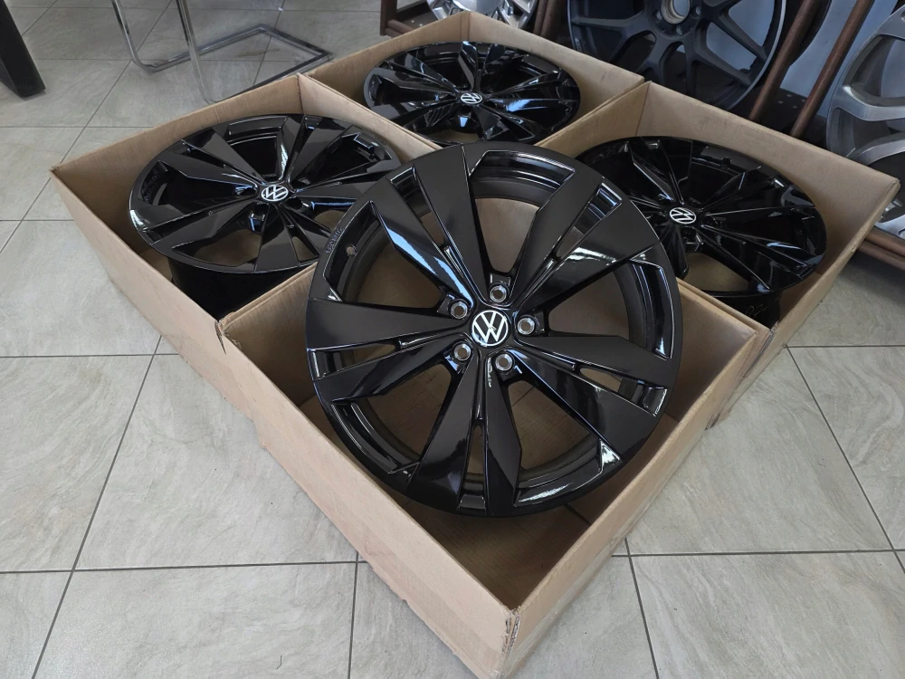 VW ID.4 ID.5 Skoda Enyaq iV Elroq 20"