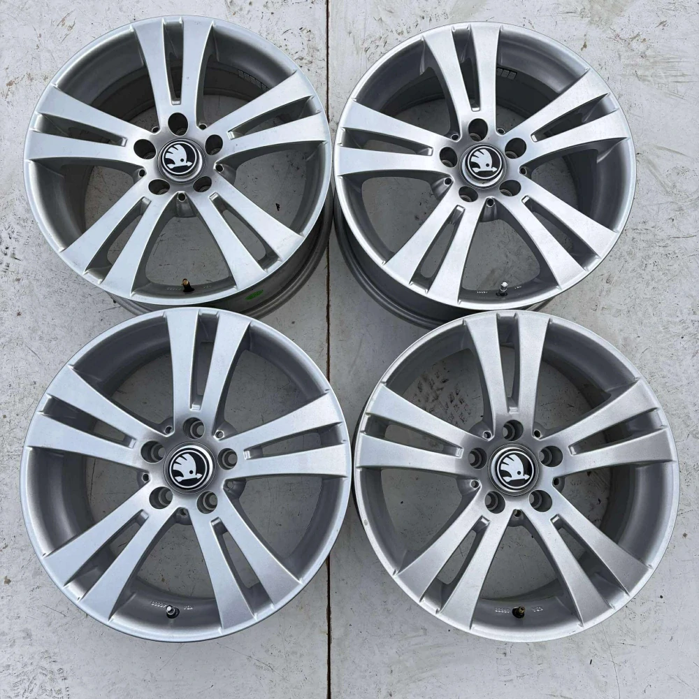 ALU KOLA ŠKODA SUPERB OCTAVIA KAROQ 17" DPH