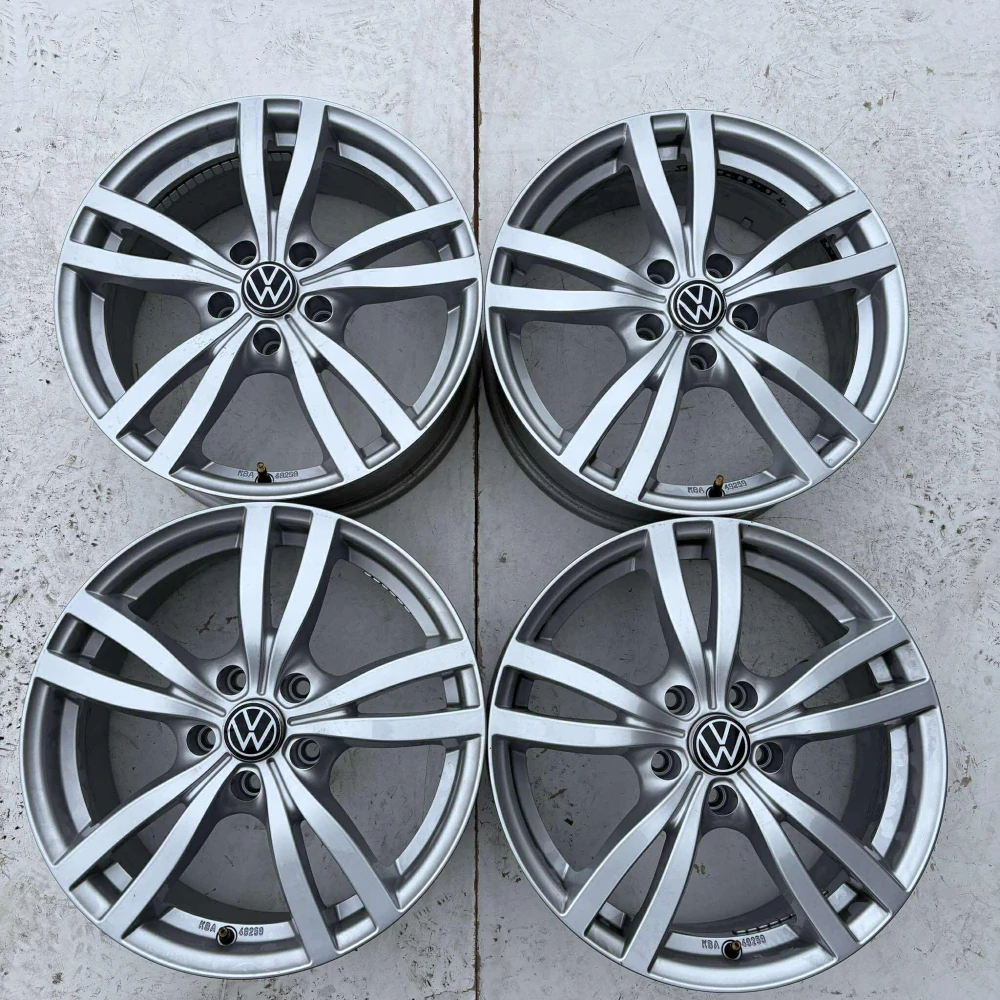 ALU KOLA VW PASSAT GOLF T-ROC TIGUAN 17" DPH