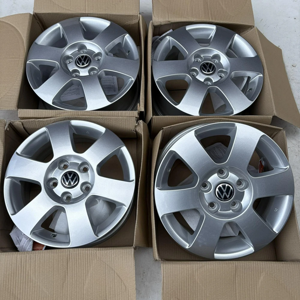 NOVÁ ALU KOLA VW GOLF 15"