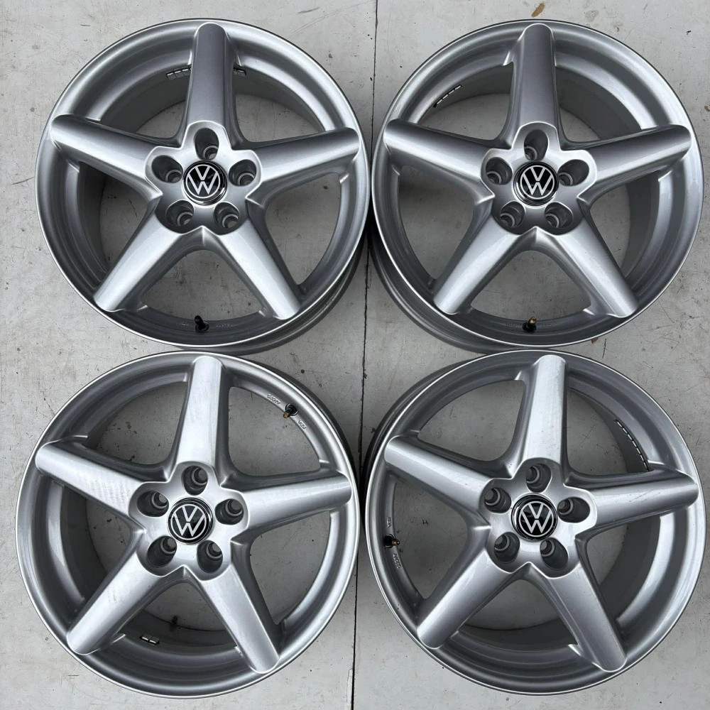 NOVÁ ALU KOLA VW PASSAT GOLF T-ROC TIGUAN 17"