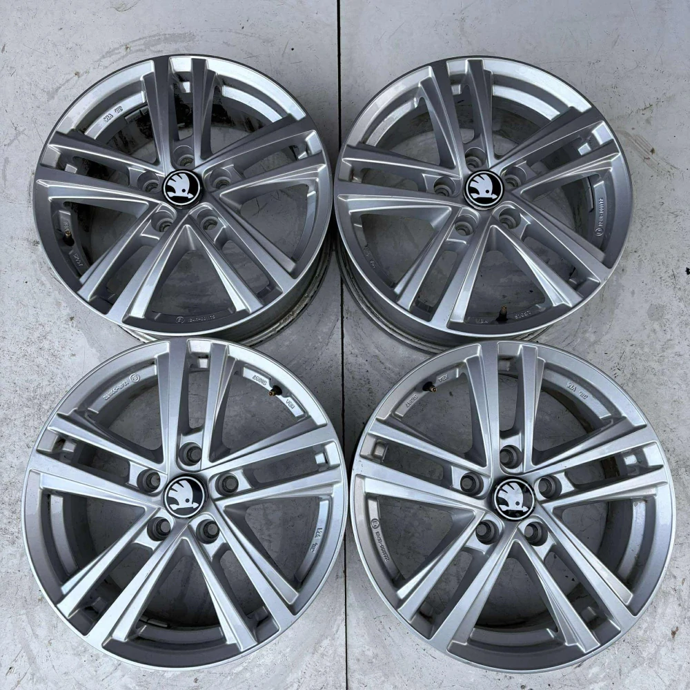 ŠKODA OCTAVIA SUPERB YETI 16" 5X112