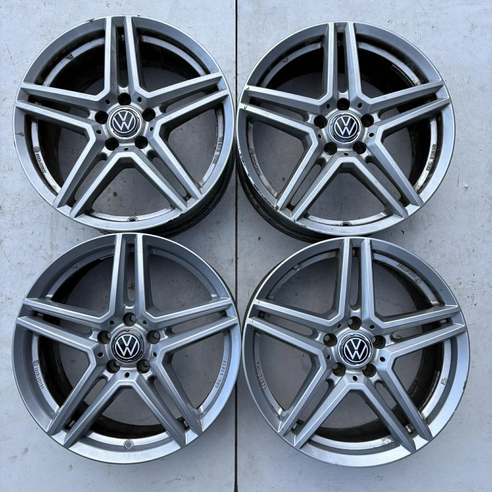 VW PASSAT GOLF TIGUAN 18"