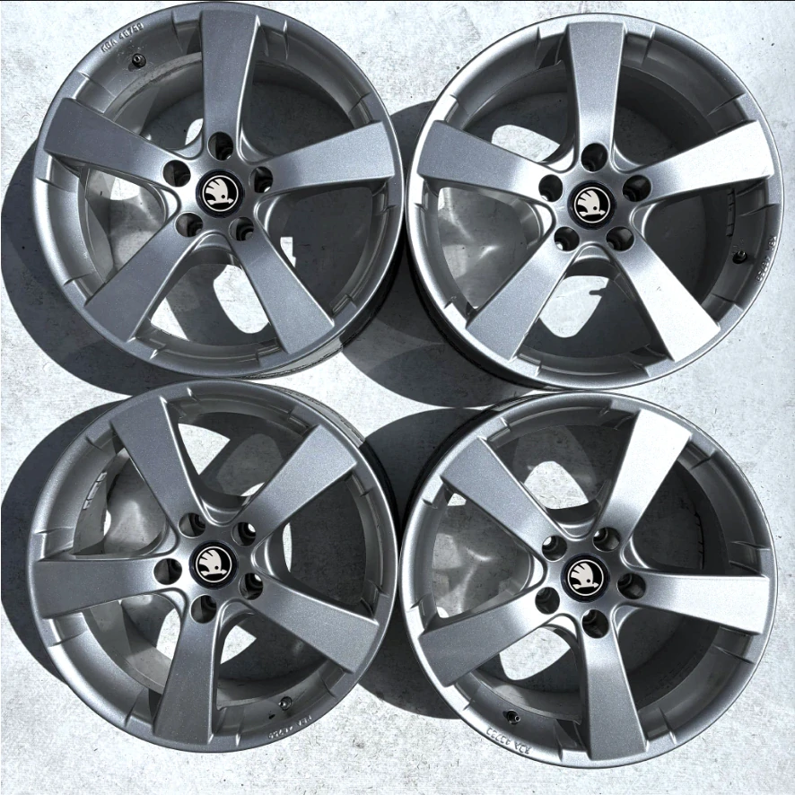 ŠKODA OCTAVIA SUPERB YETI 17" 5X112