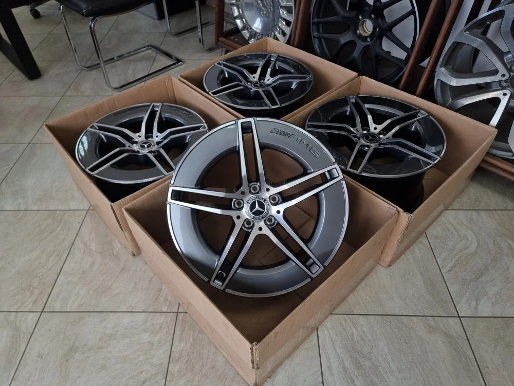 Mercedes E-CLASS W214 19" AMG
