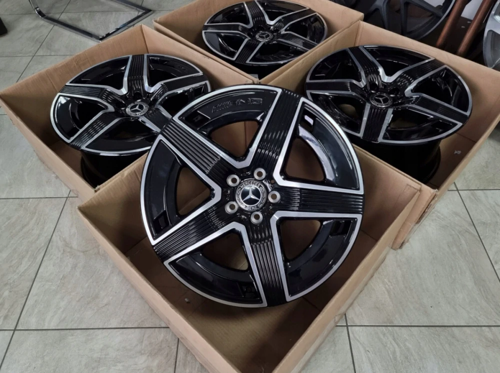NOVÁ ORIGINÁLNÍ ALU KOLA MERCEDES 19" GLC AMG