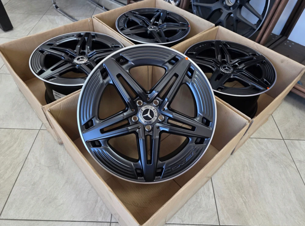 NOVÁ ORIGINÁLNÍ ALU KOLA MERCEDES 19" AMG CLA