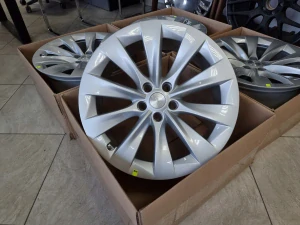 TESLA MODEL X 2015-2021 20" se senzory