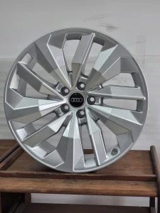 AUDI e-tron S Q8 5x112 4KE601025P 20"