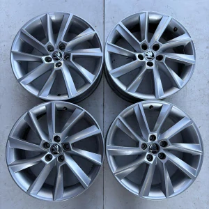 ŠKODA KAMIQ SCALA 17" DPH