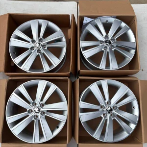 NOVÁ ALU KOLA ŠKODA RAPID FABIA KAMIQ SCALA 17"DPH