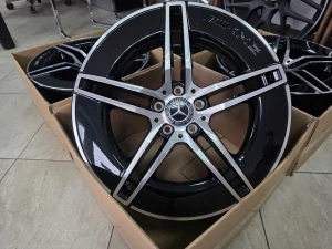 Mercedes E-CLASS W214 19"