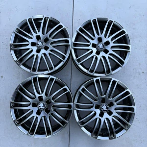 ŠKODA OCTAVIA SUPERB KAROQ YETI 17"