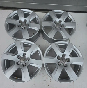 AUDI A4 B6 B7 B8 B9 A6 C6 C7 Q3 17'' ET39