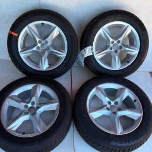 NOVÁ ZIMNÍ ALU KOLA AUDI Q7 4M 255/55R19 DPH