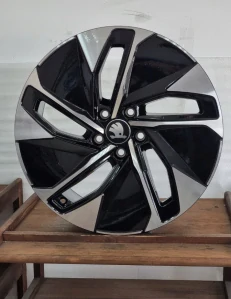 NOVÁ ALU KOLA ŠKODA 19" ENYAQ OCTAVIA 4 SUPERB KAROQ
