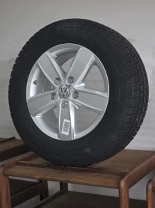 NOVÁ ZIMNÍ ALU KOLA VW 16" Transporter Multivan Caravelle California