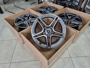 MERCEDES E W213 W212 C W205 W204 18" AMG