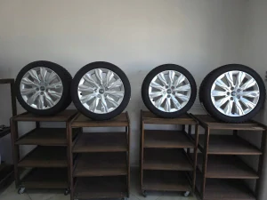 AUDI A4 S4 8W B9 18" Bridgestone 2022 ROK