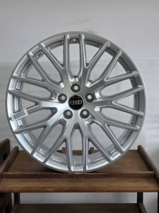 AUDI Q7 4M FACELIFT 20" A5 RS4 RS5 4M0601025CQ
