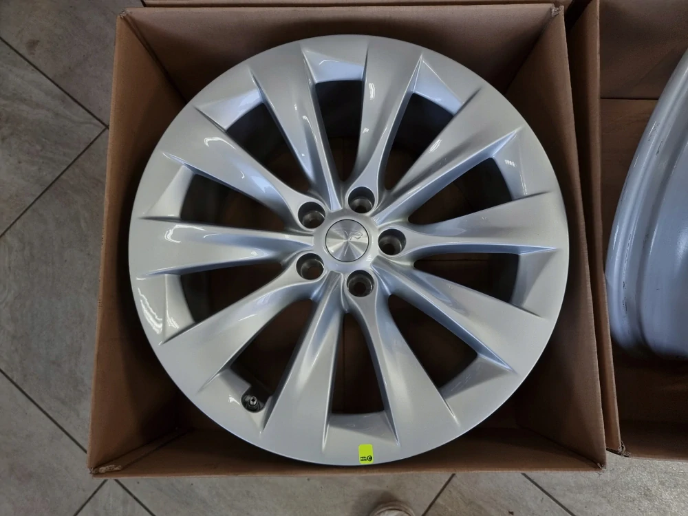 TESLA MODEL X 2015-2021 20" se senzory