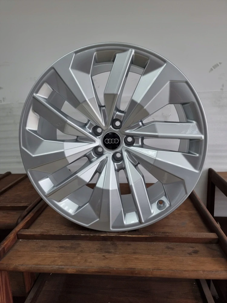 AUDI e-tron S Q8 5x112 4KE601025P 20"