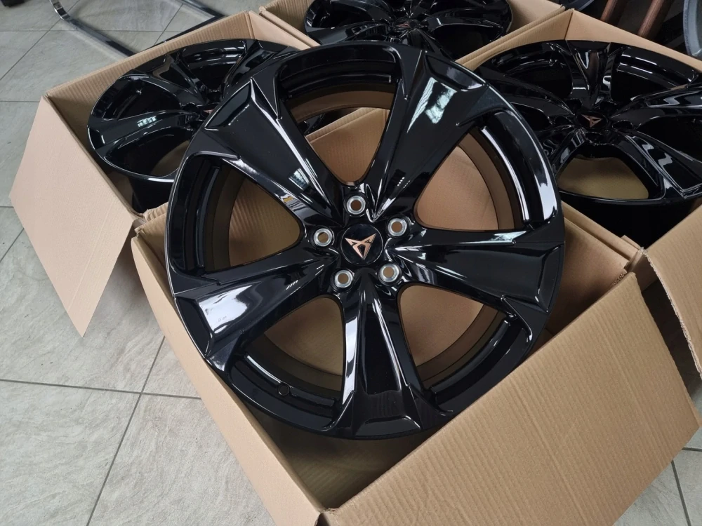 SEAT Leon VW Golf Jetta Audi Q4 A3 S3 19"