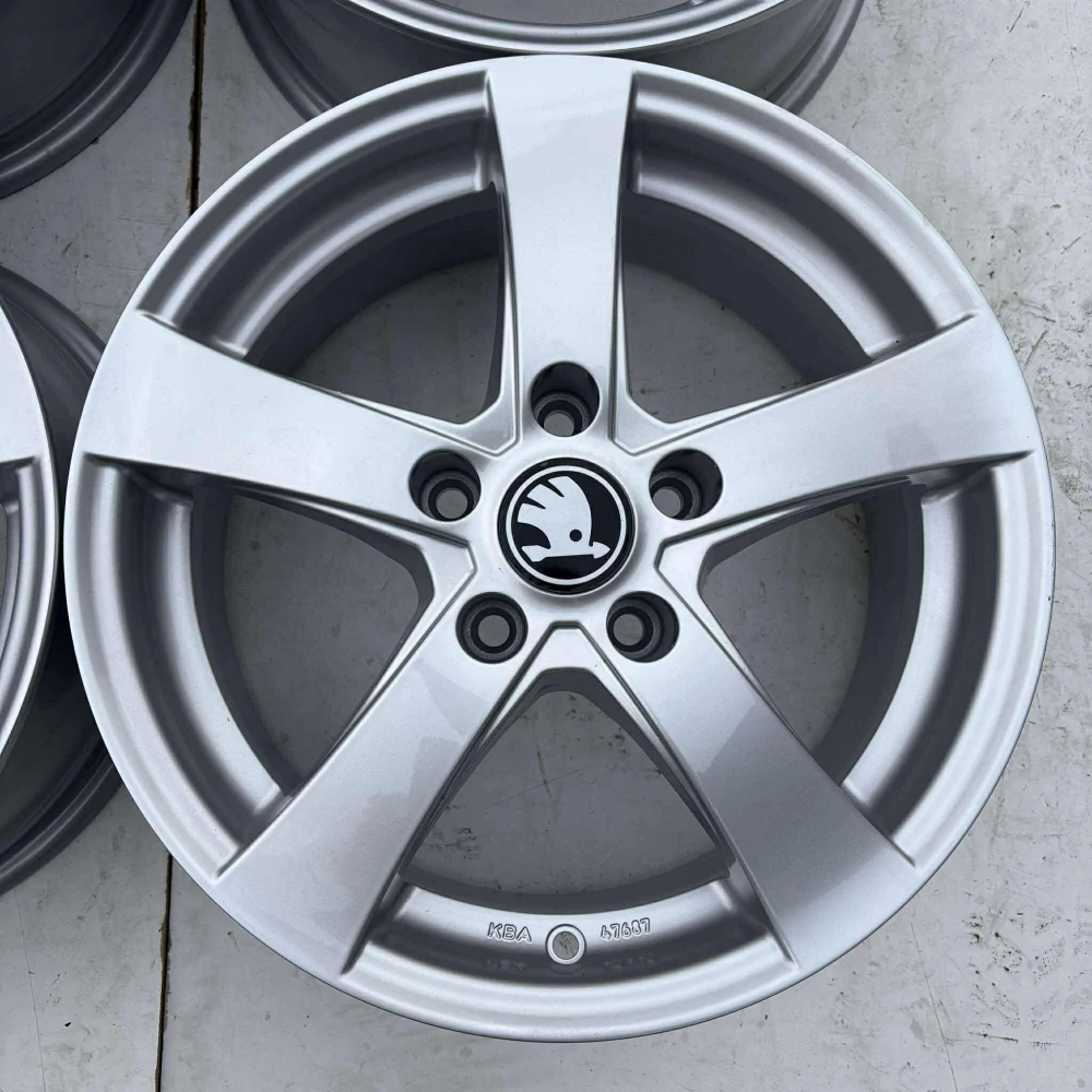 ALU KOLA ŠKODA OCTAVIA SUPERB YETI KAROQ 16" DPH