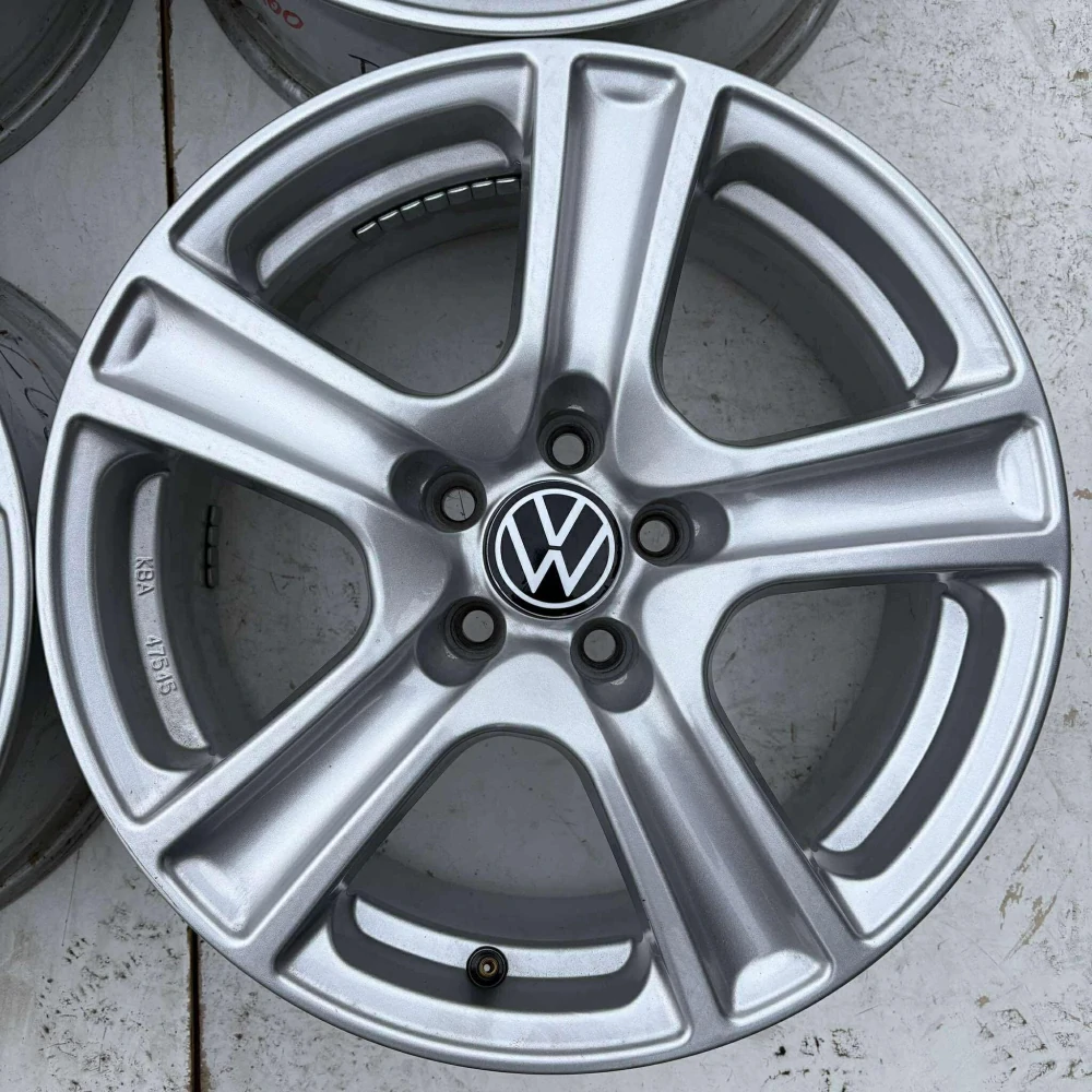 ALU KOLA VW Polo Bora T-Cross 16" DPH