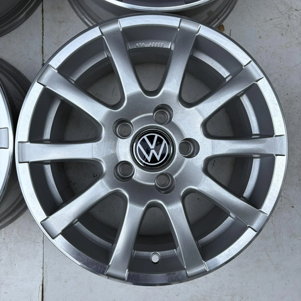 ALU KOLA VW GOLF 15" NOVÉ DPH