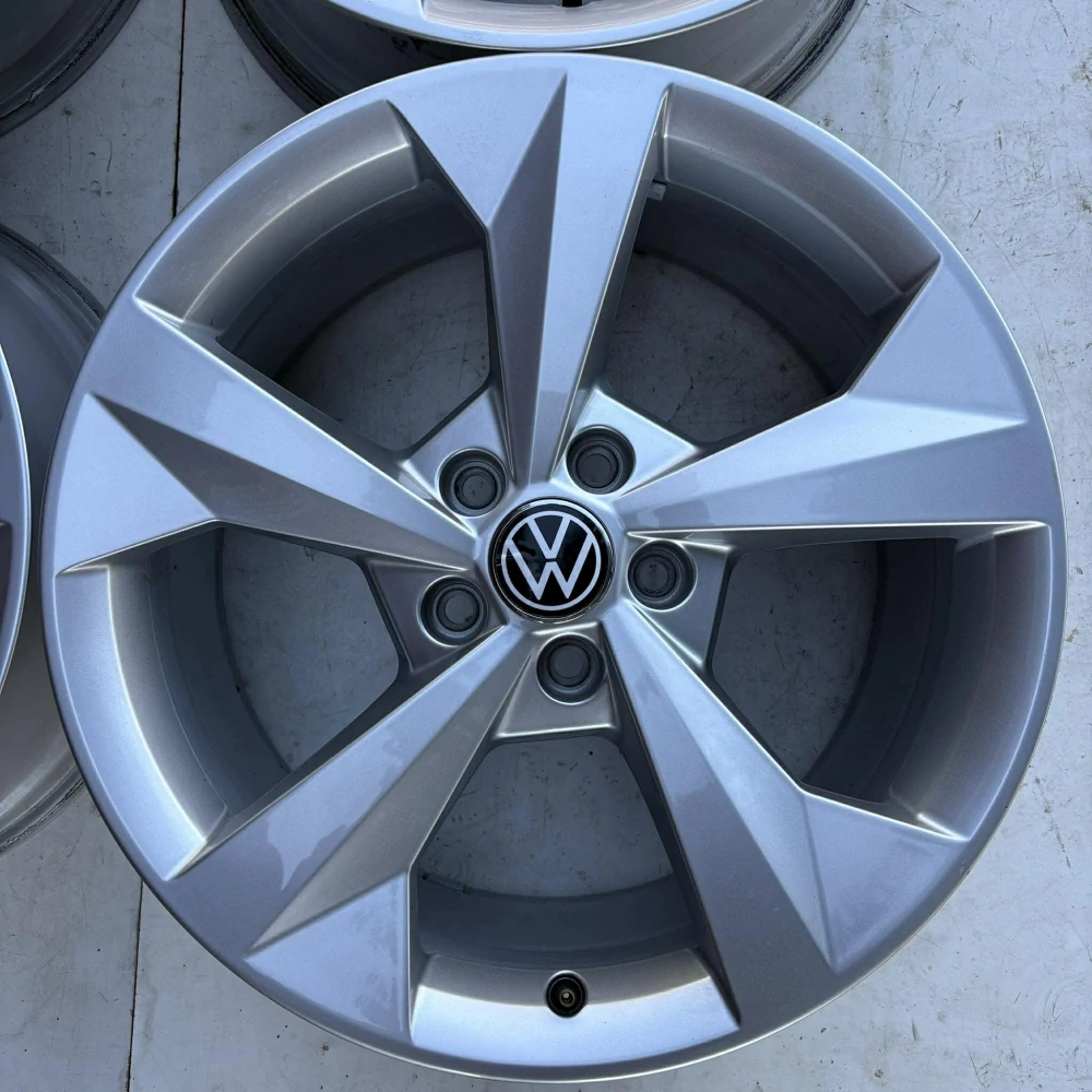 ALU KOLA VW GOLF PASSAT ARTEON 18" DPH