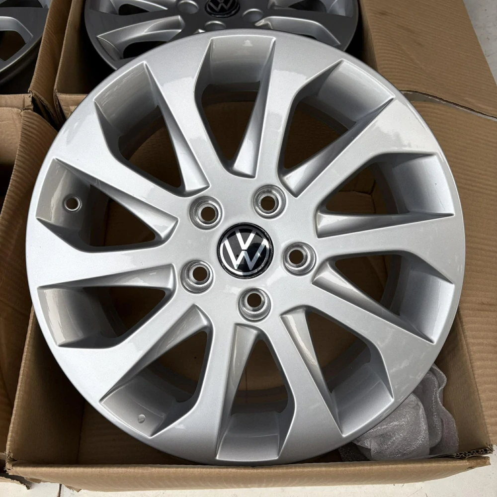 ALU KOLA VW GOLF TOURAN CADDY PASSAT 16" DPH