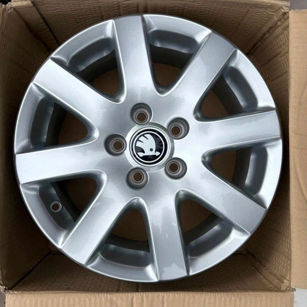NOVÁ ALU KOLA ŠKODA OCTAVIA SUPERB YETI KAROQ 16"