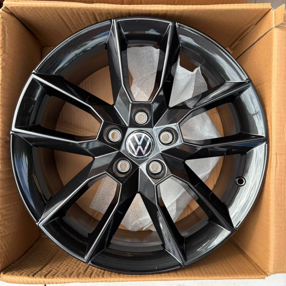 NOVÁ ALU KOLA VW GOLF PASSAT 18" DPH