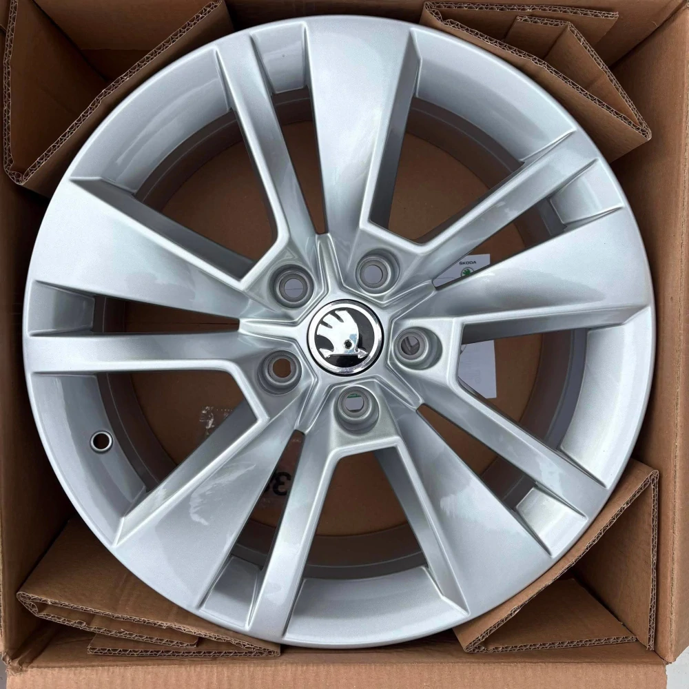NOVÁ ALU KOLA ŠKODA KAROQ OCTAVIA SUPERB 17" DPH