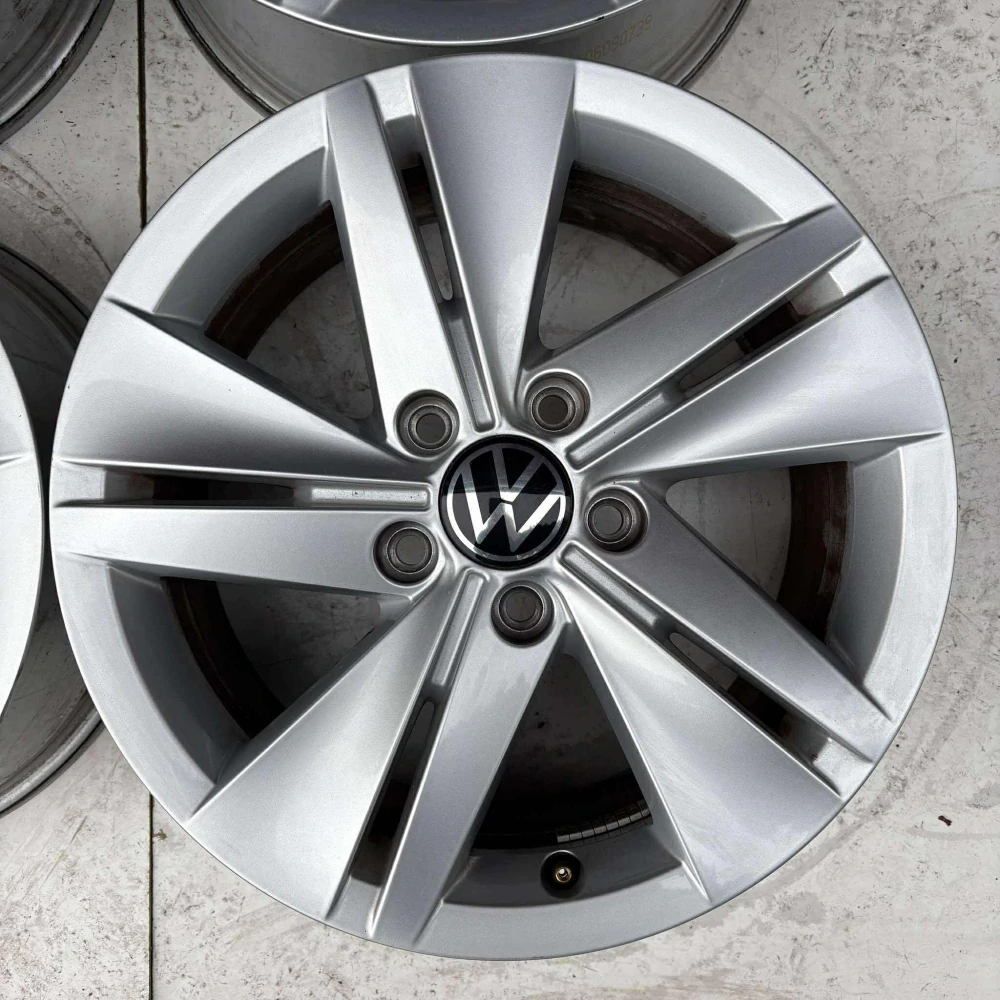 VW GOLF PASSAT CADDY TOURAN TIGUAN 16"