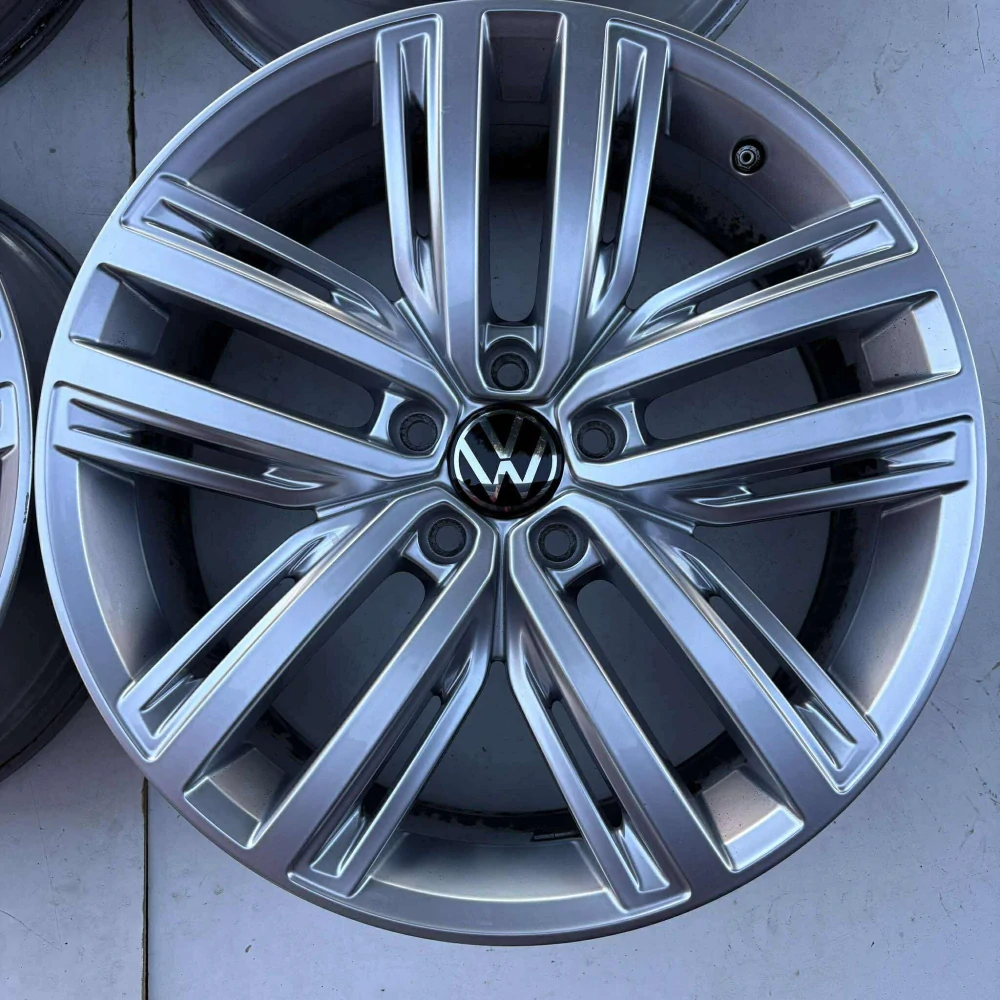 VW TIGUAN 19"