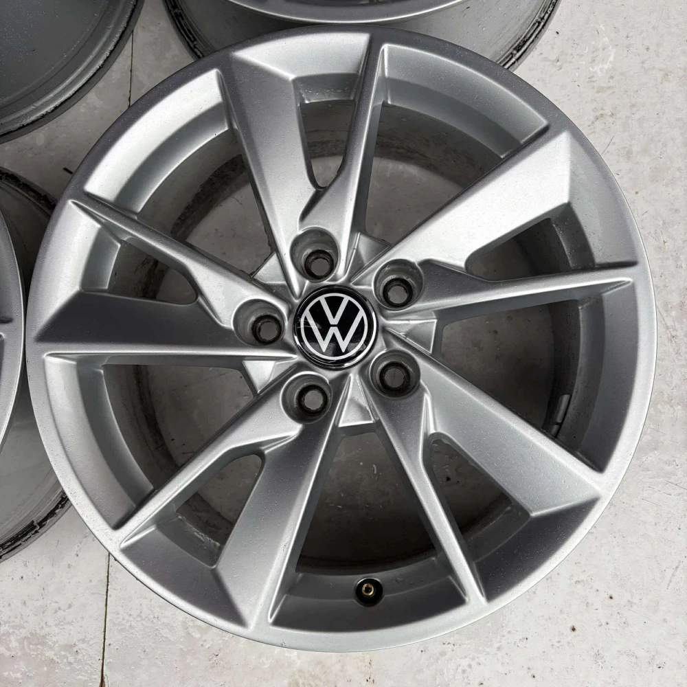 VW GOLF PASSAT CADDY TOURAN TIGUAN 16"