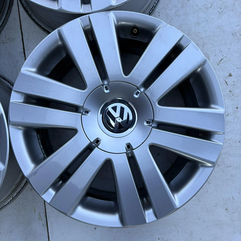 VW GOLF PASSAT TOURAN SHARAN 16"