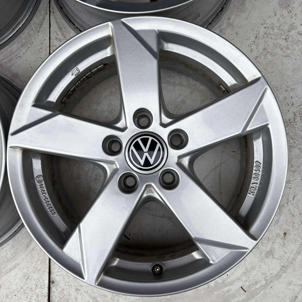 VW GOLF PASSAT CADDY TOURAN TIGUAN 16"