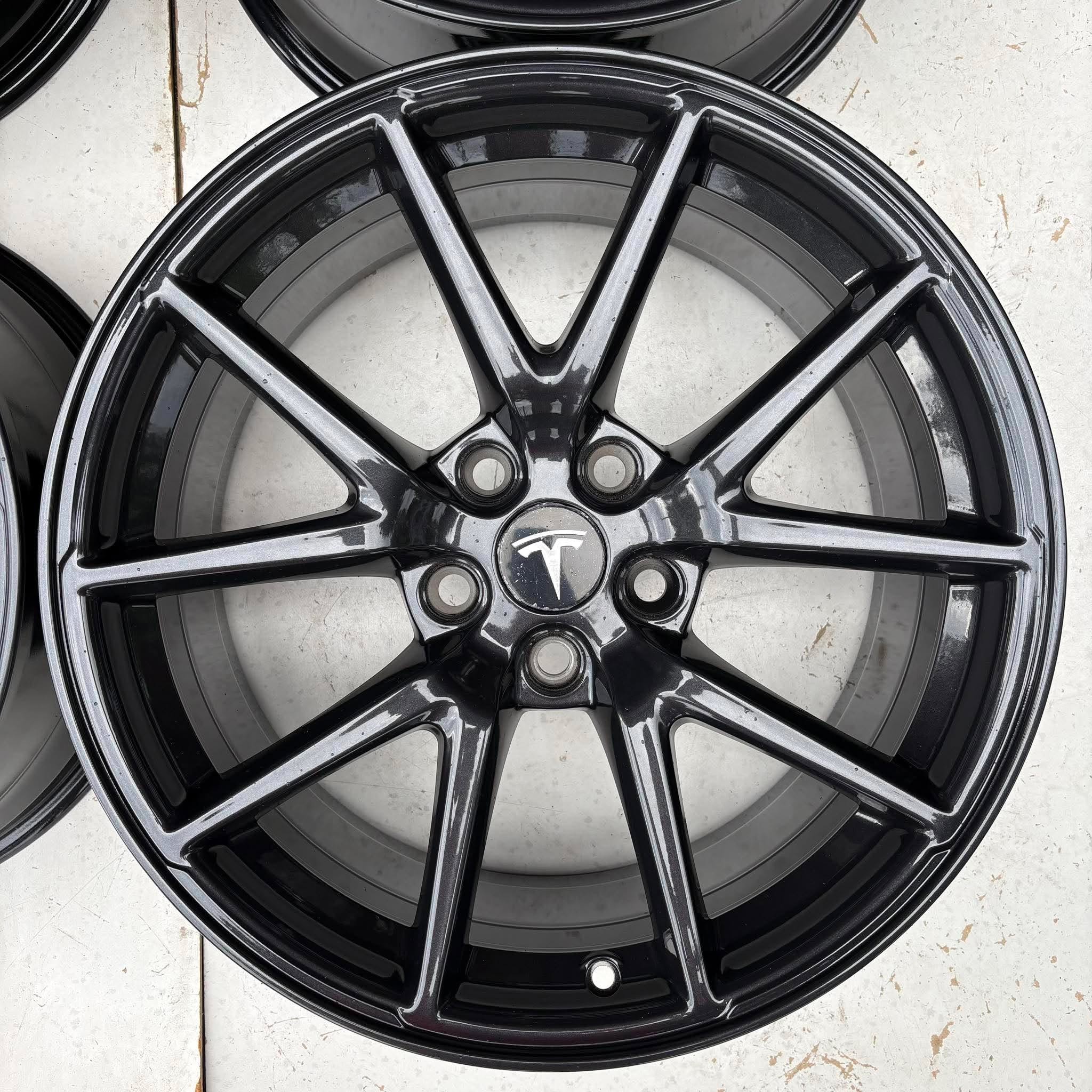 NOVÁ ALU KOLA TESLA 3 18" DPH