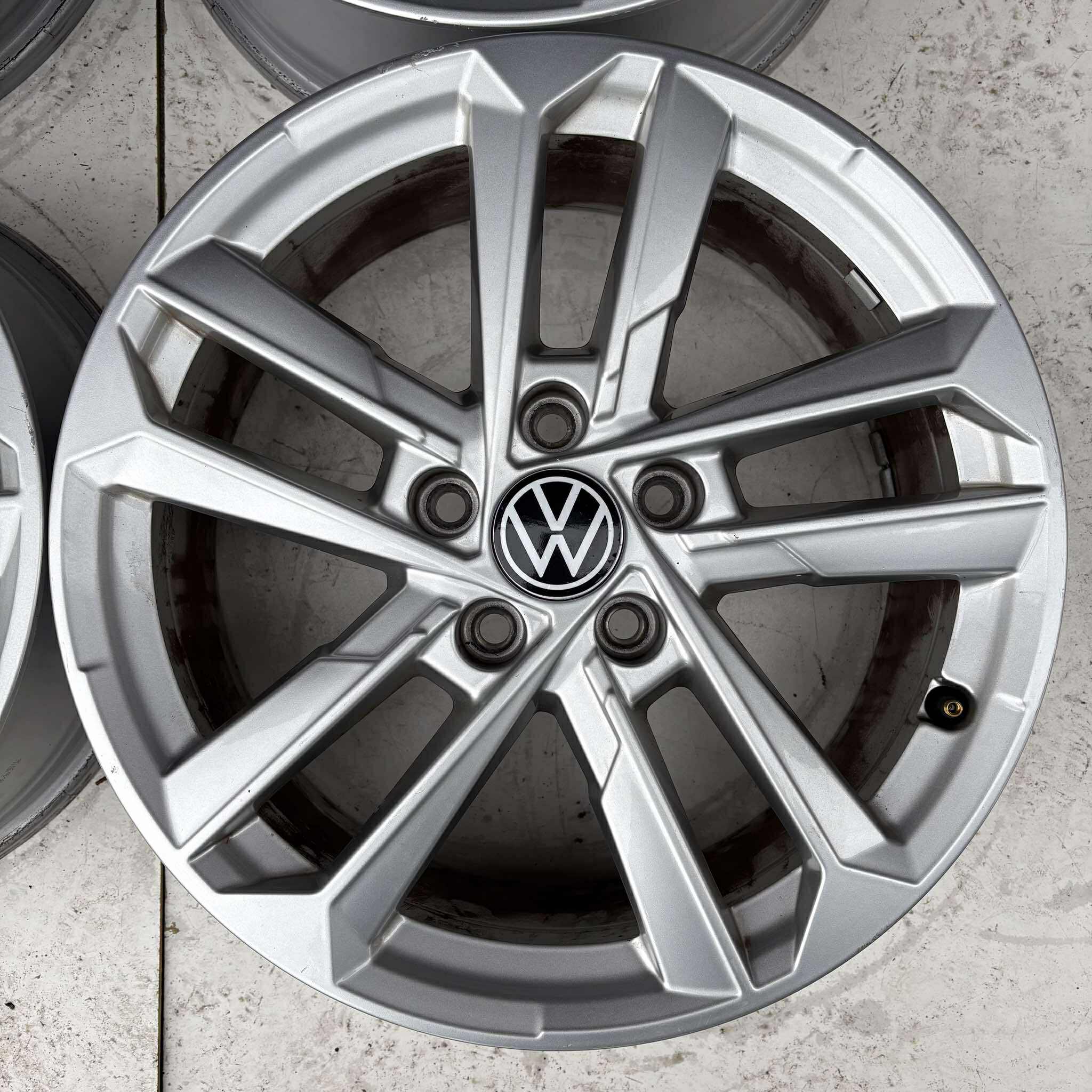 VW GOLF PASSAT TROC 17"