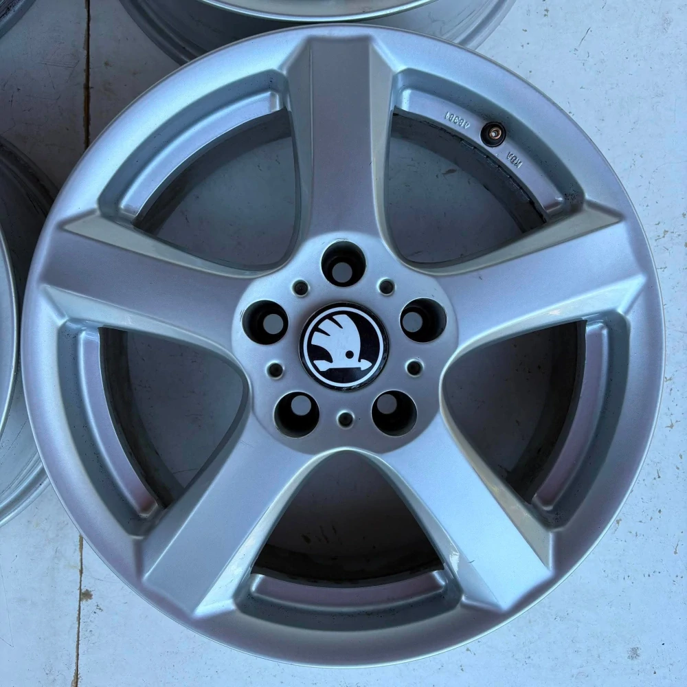 ALU KOLA ŠKODA OCTAVIA SUPERB YETI KAROQ 16" DPH