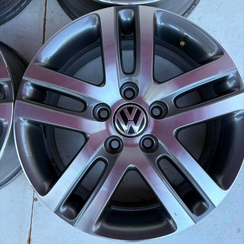 ALU KOLA VW GOLF CADDY TOURAN 16"
