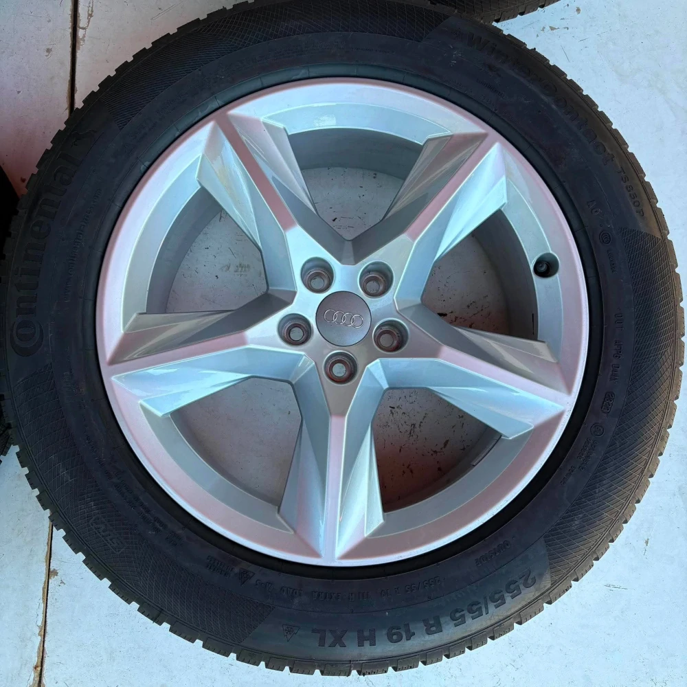 NOVÁ ZIMNÍ ALU KOLA AUDI Q7 4M 255/55R19 DPH