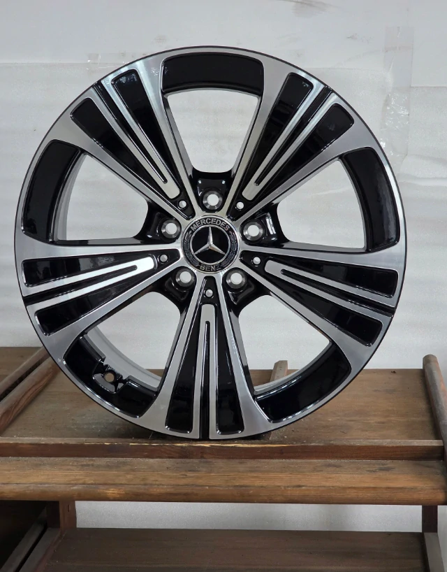 NOVÁ ZIMNÍ ALU KOLA MERCEDES E 18"
