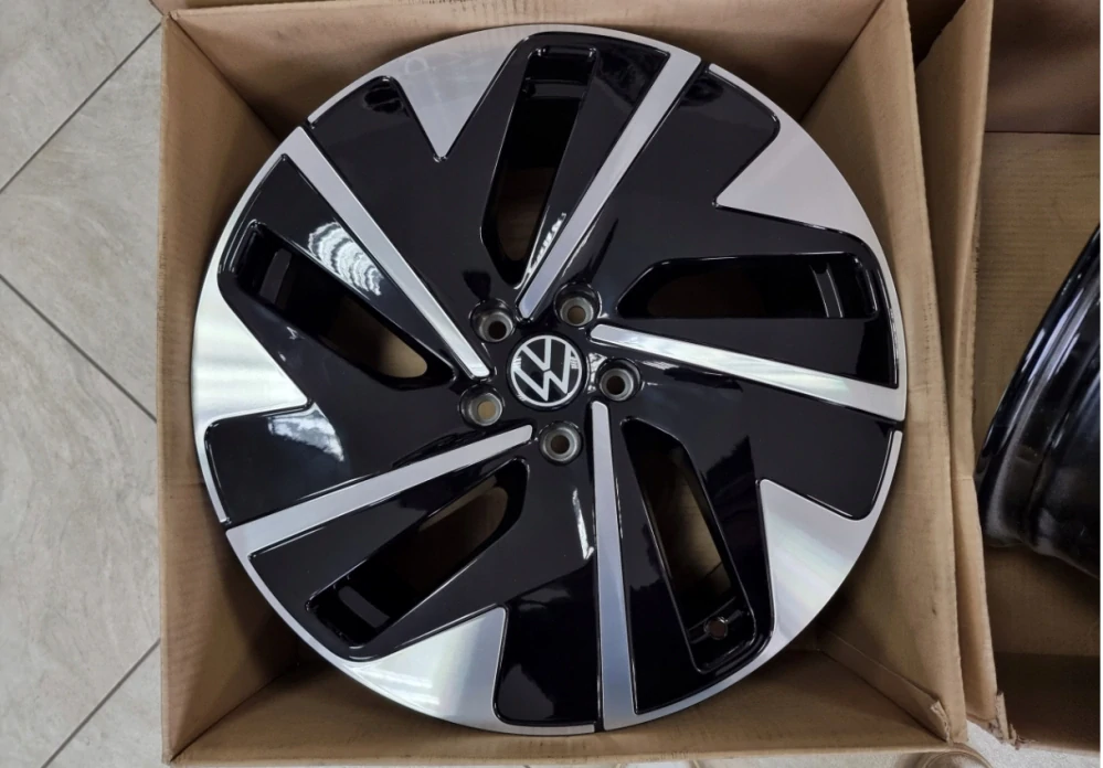 NOVÁ ALU KOLA VOLKSWAGEN 19"