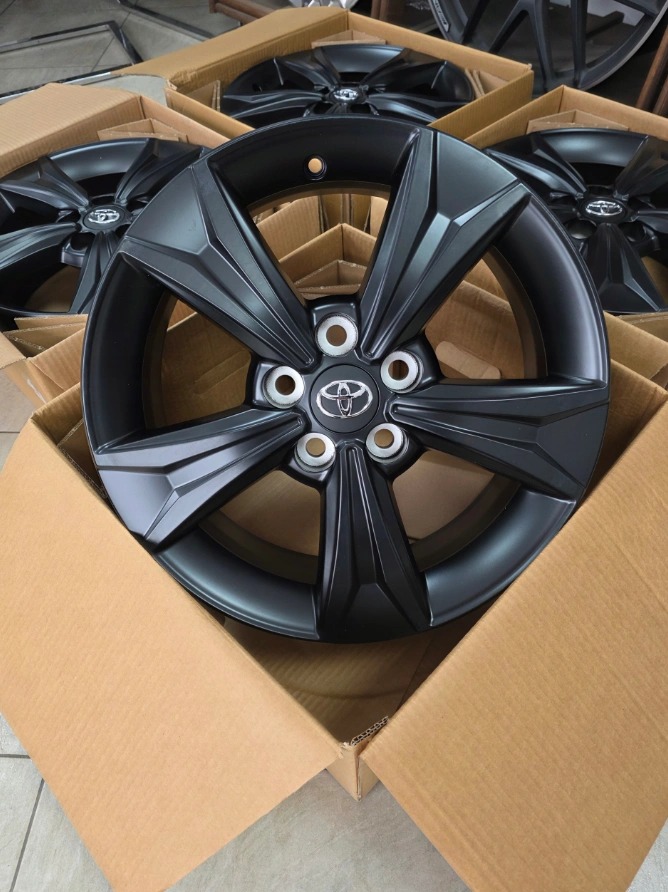 NOVÁ ALU KOLA TOYOTA 17" COROLLA AURIS