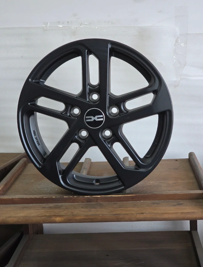 NOVÁ ALU KOLA DACIA DUSTER I II 16"