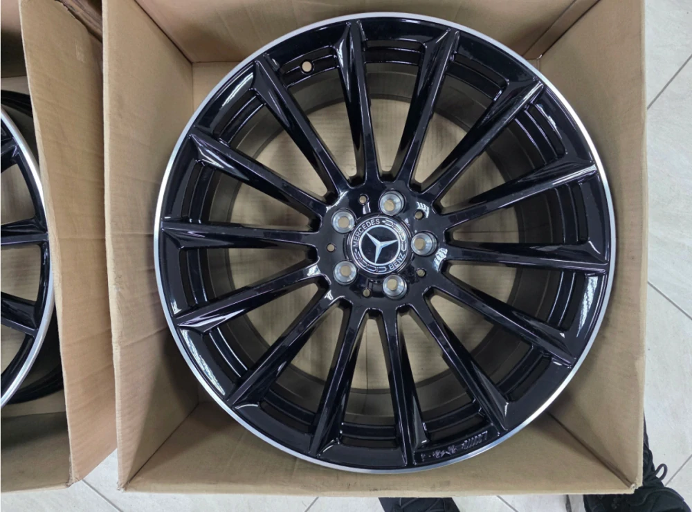 NOVÁ ALU KOLA MERCEDES S CLASSA AMG 20"